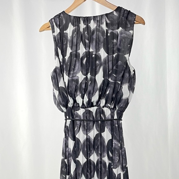 Dear Creatures Retro Abstract Dots Sleeveless Rope Tie Maxi Dress in Multi Small - Picture 6 of 9